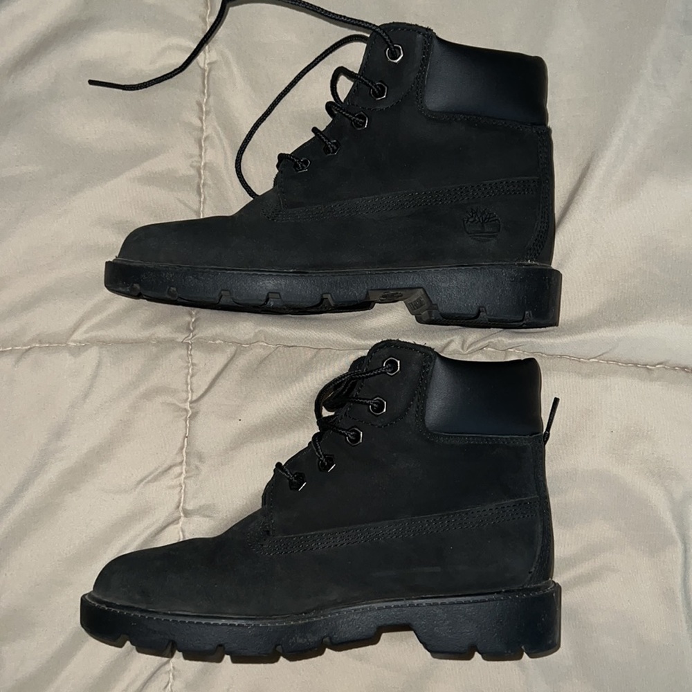 Timberlands - Picture 3 of 7